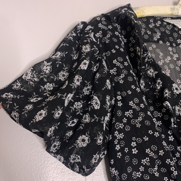 TOPSHOP romantic Ruffle faux wrap short sleeve black flower print dress 4 - Picture 3 of 9